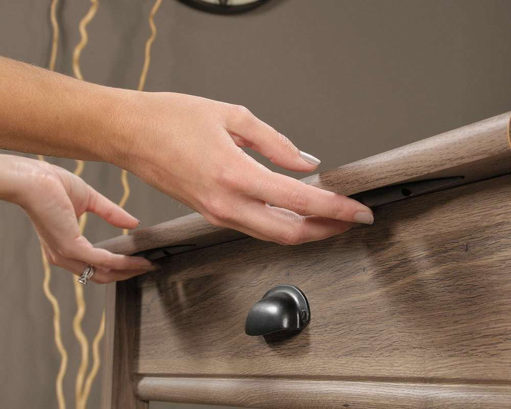 Ergonomic sit/stand desk in Oak finish- home office desk