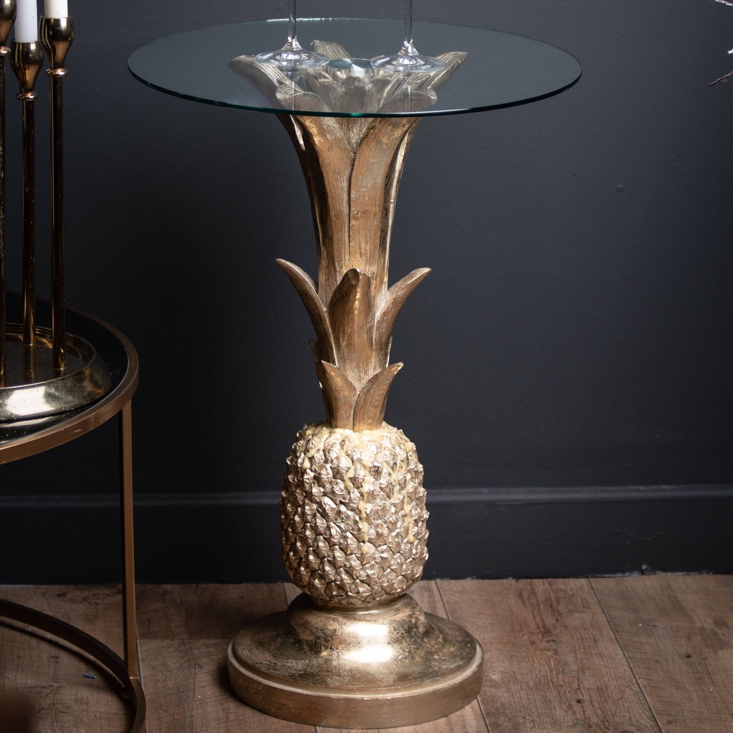 Goldener Ananas-Beistelltisch mit Glasplatte
