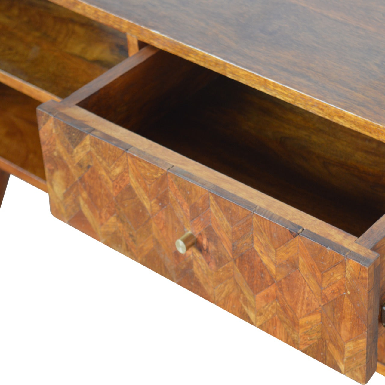 Assorted Chestnut Media Unit