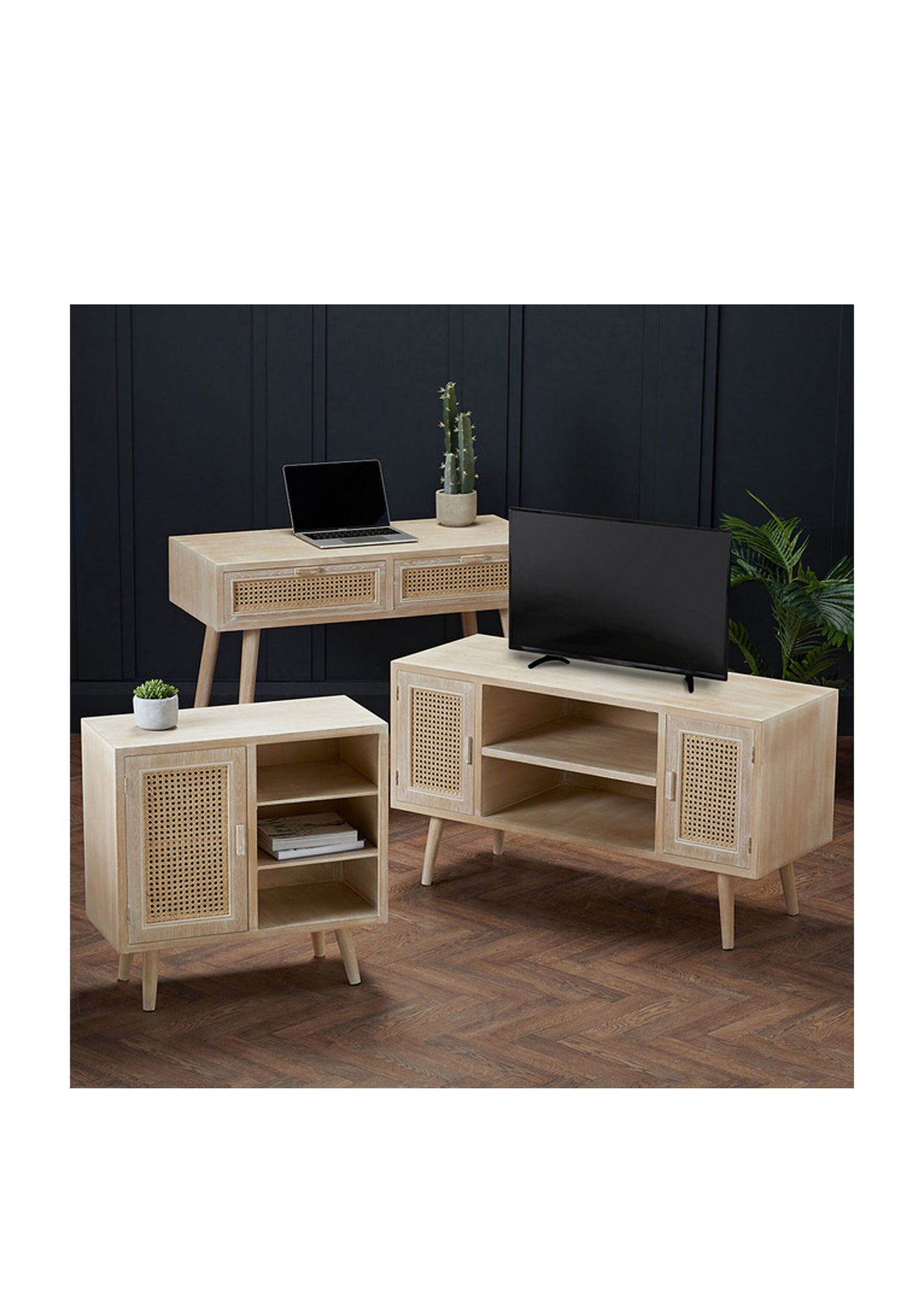 Vitrine im Boho-Stil aus gewaschener Eiche und Rattan mit Stauraum für das Home-Office