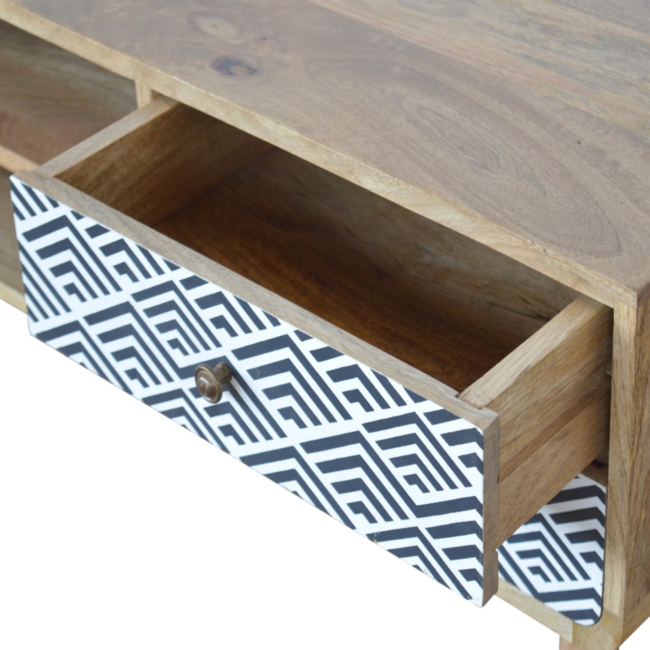 Monochrome Print Media TV Unit